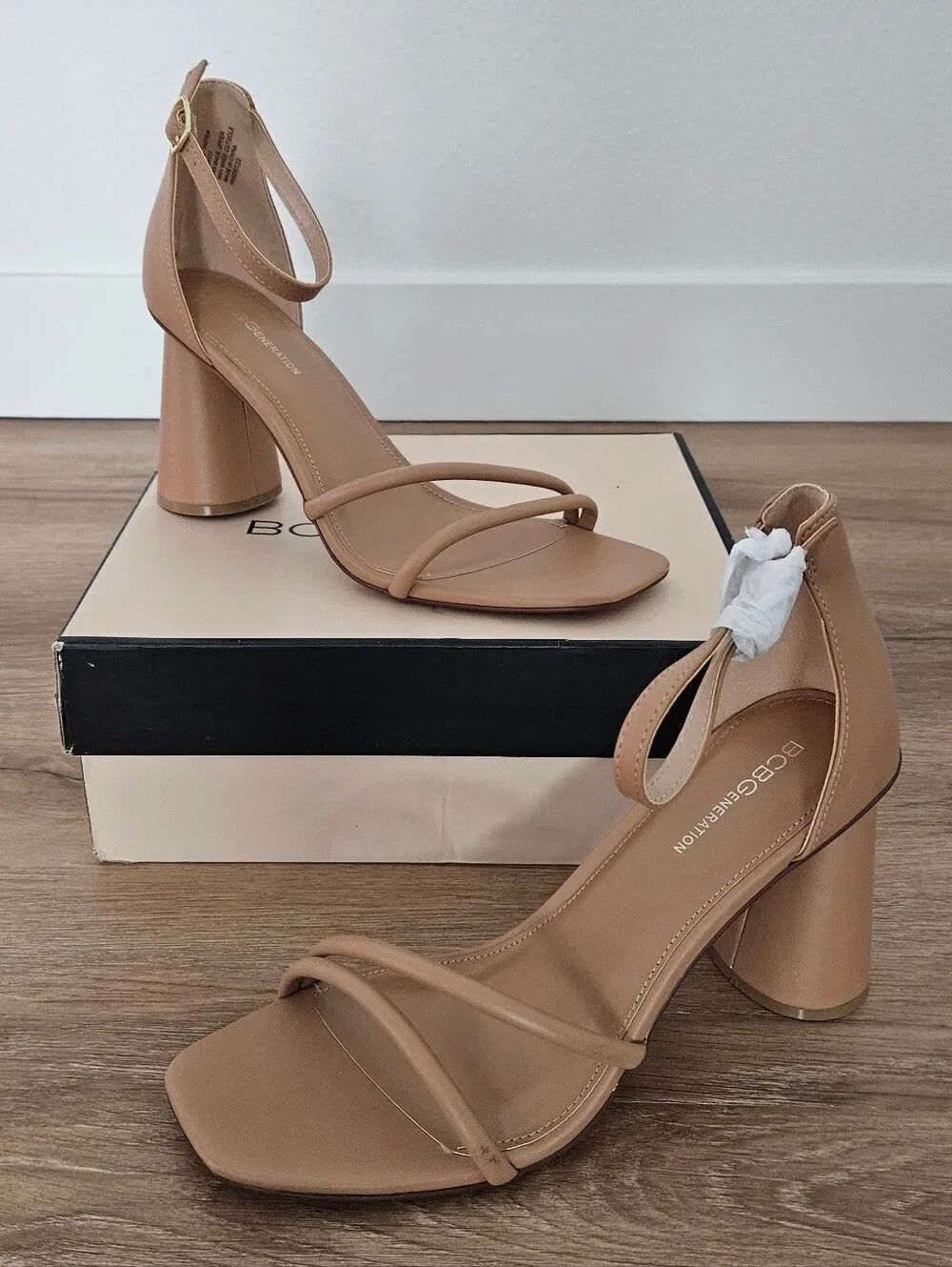 BCBG Patria Women's Ankle-Strap Block Heel Sandals in Tan Size 11